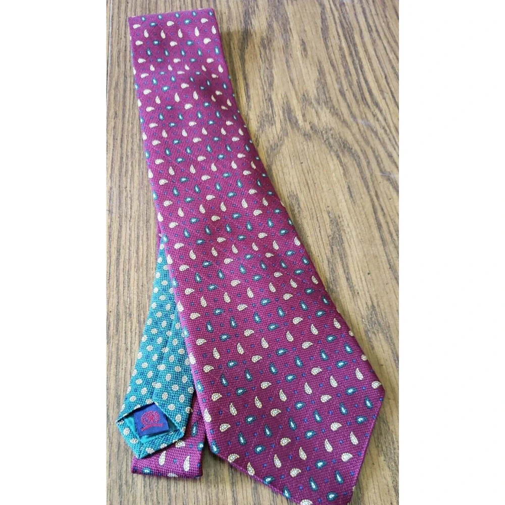 Tommy Hilfiger Mens Burgundy Light Blue and Yellow Diamond Pattern Necktie Tie